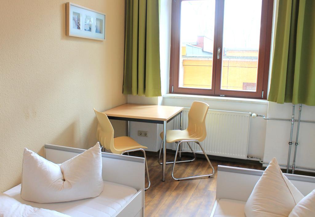 Younior-Hotel Stralsund Exterior foto