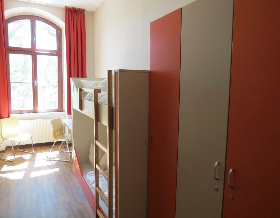 Younior-Hotel Stralsund Exterior foto